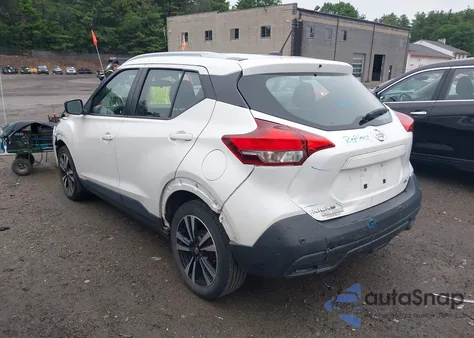 2020 Nissan Kicks Sv Xtronic Cvt from USA, damaged, VIN 3N1CP5CV6LL563433
